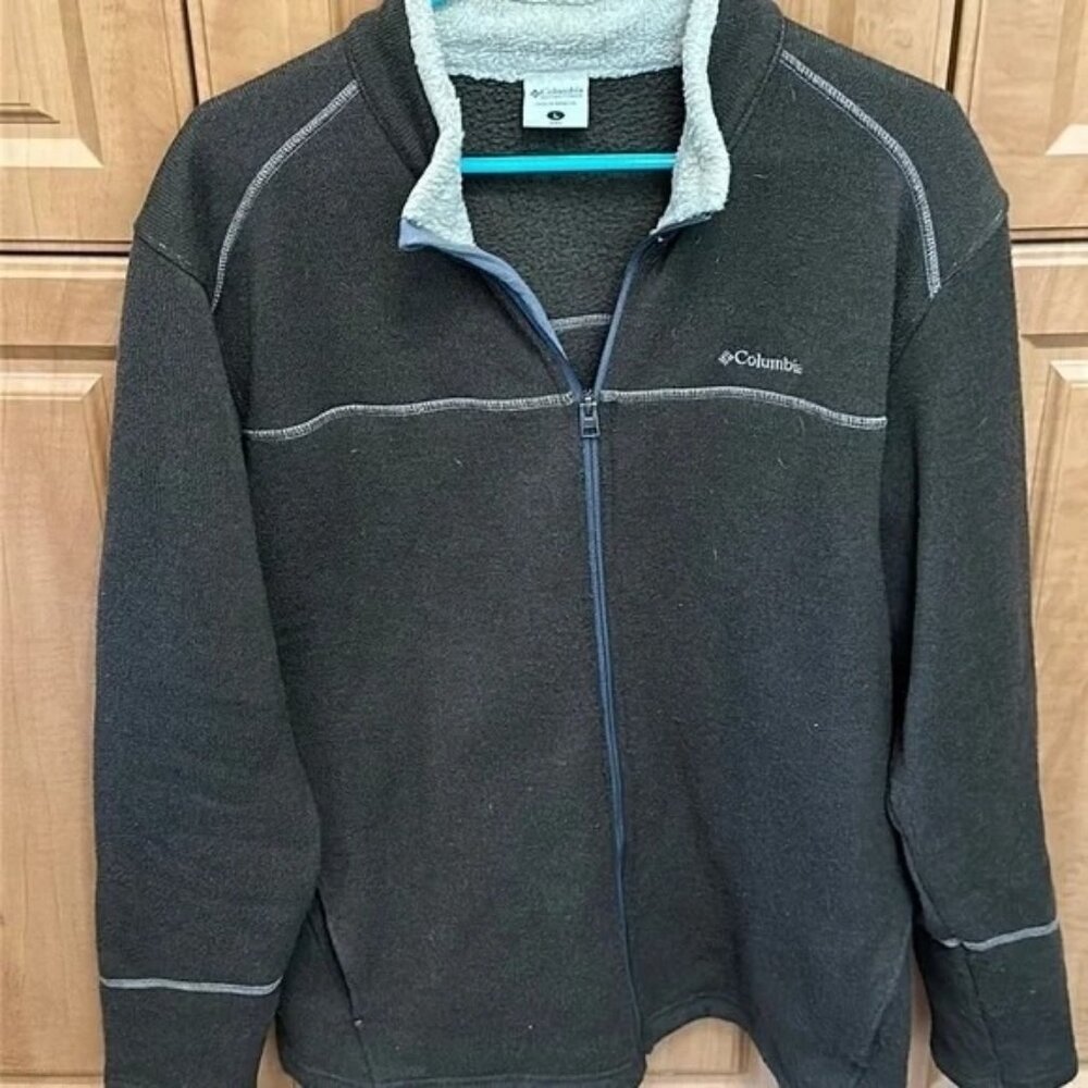Columbia men's‎ charcoal fleece, large
